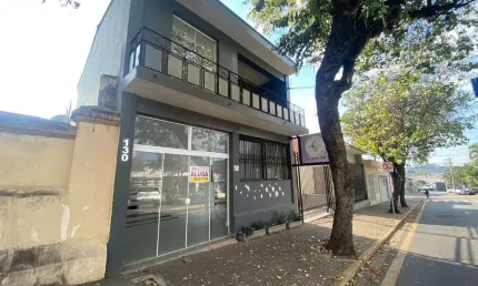 Casa comercial com 7 salas para alugar na Avenida Dom Pedro II, 130, Centro, Salto por R$ 5.000