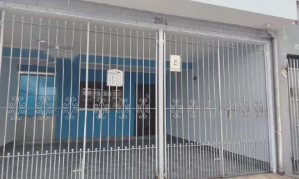 Casa com 3 quartos à venda na Rua dos Curumbatás, 284, Salto de São José, Salto por R$ 398.000
