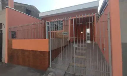 Casa com 2 quartos à venda na Rua Marechal Deodoro, 475, Centro, Salto por R$ 700.000