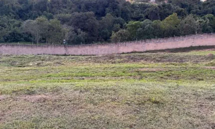 Terreno à venda na Rua Maestro Inocêncio Pradelli, 209, Mirante dos Ypês, Salto por R$ 350.000
