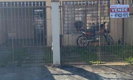 Casa Térrea para Venda em Mogi das Cruzes, Parque Santana, 2 dormitórios, 1 suíte, 2 banheiros, 2 vagas