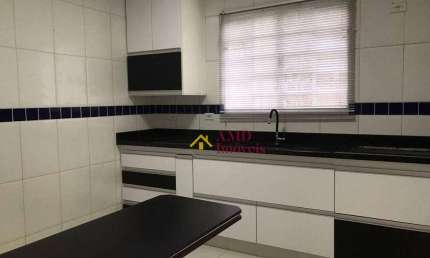 Linda Casa para venda em Condomínio Fechado com 2 dormitórios e 2 banheiros