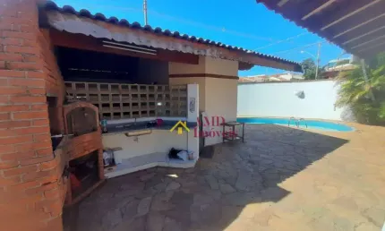 Casa com 3 dormitórios à venda, 277 m² por R$ 980.000,00 - Vila Rezende - Piracicaba/SP