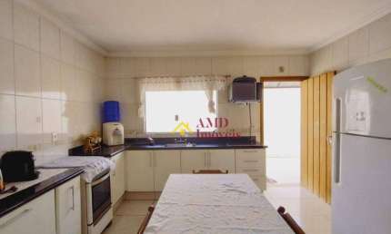 Casa à venda no Parque Conceição II - 2 dormitórios sendo 1 suíte com área gourmet completa e piscina