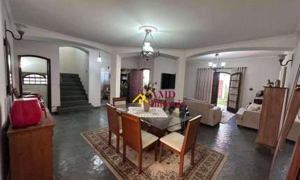 Linda casa de alto padrão para venda no bairro São Judas
