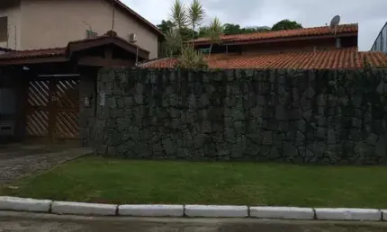 Casa com 5 quartos à venda na Barra da Lagoa, Ubatuba 
