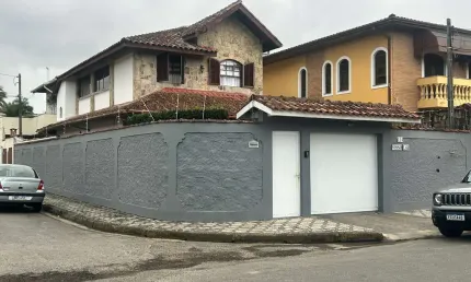 Casa com 4 quartos à venda no Centro, Ubatuba 