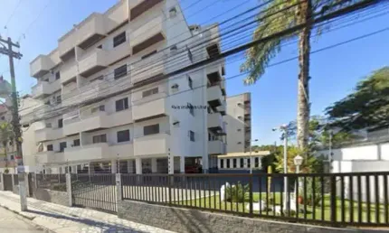 Apartamento à venda no centro de ubatuba com excelente localização