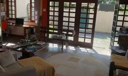 Casa com 5 quartos à venda no Silop, Ubatuba 