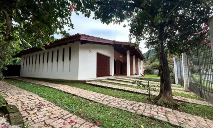 Casa com 3 quartos à venda no Pereque-Mirim, Ubatuba 