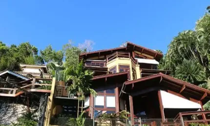 Casa com 4 quartos à venda na Enseada, Ubatuba 