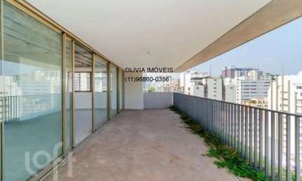 Apartamento com 240Mts com 3 Suítes, amplo terraço,  hall privativo, 3 vagas no Jardim América