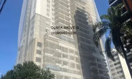 Apartamento a venda com 187Mts, 4 quartos e 2 suítes, 3 vagas em Pinheiros a 200m do Metrô Oscar Freire.