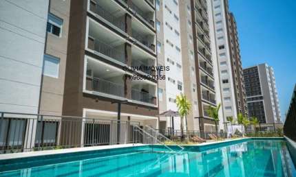 Amplo apartamento a venda com 76mts, 3 quartos com 1 suíte, terraço gourmet, 2 vagas na Vila Andrade.