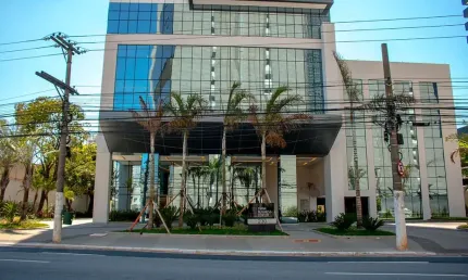 Sala comercial a venda com 39,66mts, 1 banheiro, ponto para copa, 1 vaga na Barra Funda, próximo ao Forum Criminal