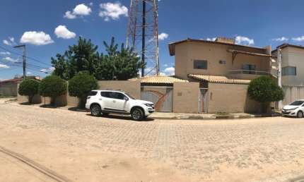 Casa com 3 quartos à venda na Rua Presidente Café Filho, 620, Sim, Feira de Santana