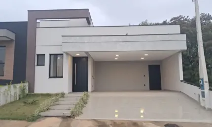 Lindissima casa em condominio com 3 dorm sendo 1 suite e 4 vagas de garagem