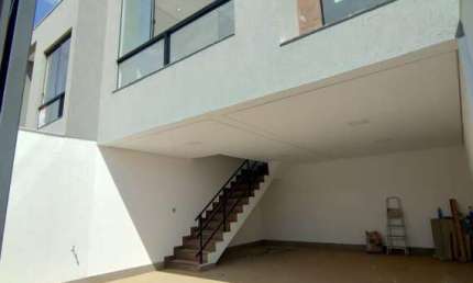 Casa à venda em Betim, Duque de Caxias - Novos - Pronto para morar - 154m²