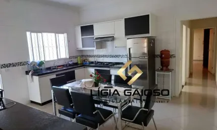 Casa está localizada no Residencial Parque dos Sinos em Jacareí