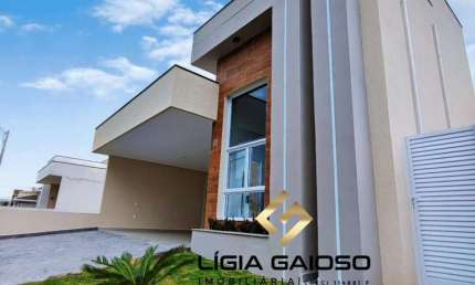Casa em condomínio fechado com 3 quartos à venda no Condomínio Terras do Vale, Caçapava  por R$ 990.000
