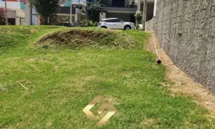 Terreno à venda no Jardim Residencial Golden Park, Jacareí  por R$ 383.000