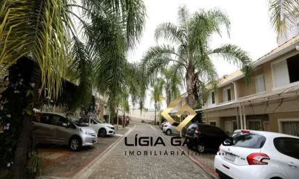 Excelente sobrado 100m² 3 dorms À VENDA em CONDOMÍNIO FECHADO!