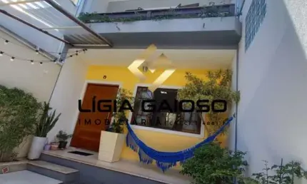 Lindíssimo sobrado 170m² 2 dorms no Jd. Califórnia! - Jacareí