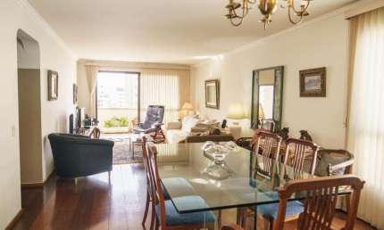 Apartamento tipo para venda com 3 quartos, sendo 1 suíte, 207m²
