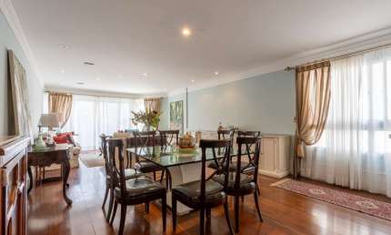 Duplex para venda com 5 quartos, sendo 3 suítes, 288m²