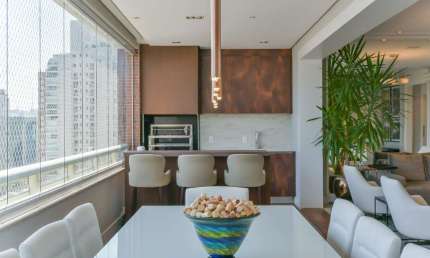 Apartamento tipo para venda com 2 quartos, sendo 2 suítes, 151m²