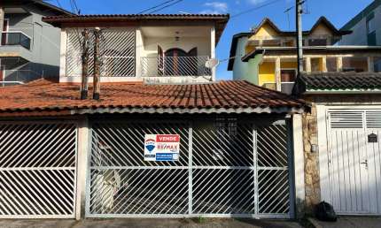 Sobrado para venda com 3 quartos, sendo 1 suíte, 127m²