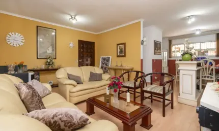 Casa tipo para venda em Cupecê com 3 quartos, sendo 1 suíte, 200m²