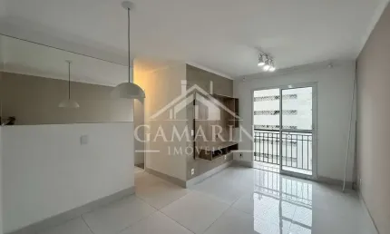 Apartamento de 65m², 3 dormitórios, 1 suíte, armários planejados, vaga de garagem.