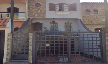 Casa com 3 quartos à venda na Rua Trento, Utinga, Santo André