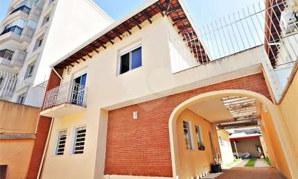 Sobrado Alto Padrão à Venda Próx. Av. Braz Leme – 256m², 4 Dorms, 5 Vagas e Espaço Gourmet!