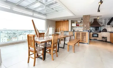 Cobertura Duplex Exclusiva à Venda em Santa Teresinha – 256 m² de Sofisticação e Conforto!