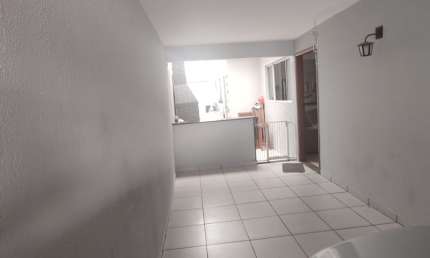 Casa com 2 quartos à venda na Vila Ester, São José dos Campos 