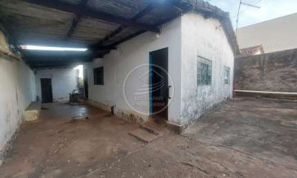 Casa a venda em Uberaba | Jardim América | Próximo a Av Orlando Rodrigues da Cunha e Prudente de Morais | R$ 160.000