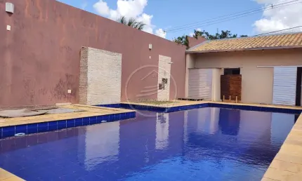 Casa à venda em uberaba-mg | cidade nova | 3 quartos | 1 suíte com closet | r$ 700 mil