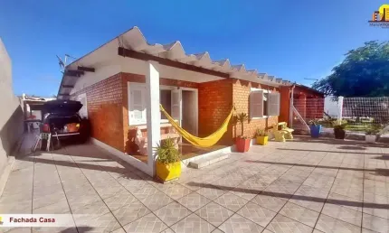 Casa à Venda 3 Dormitórios Garagem Pátio Nova Tramandaí
