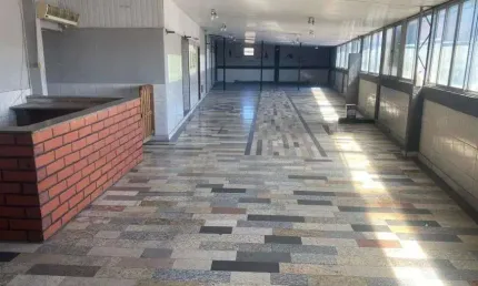 Sala comercial para alugar na Avenida José Mendonça de Campos, Colubande, São Gonçalo