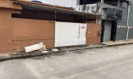 Alugo casa com 3 quartos, 1 vaga de garagem em nova cidade - sg