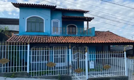 Casa com 3 quartos para alugar na Rua Ilva Reis, 76, Pita, São Gonçalo