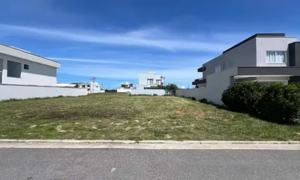 R$ 205.000 Terreno com 382m2 Alphaville, Cabo Frio, RJ