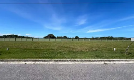 Terreno em condomínio fechado à venda no Peró, Cabo Frio 