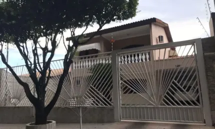 Casa com 3 quartos à venda no Jardim Tropical, Cuiabá 