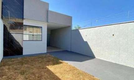 Casa 2 quartos sendo uma suíte no Setor Rio Vermelho