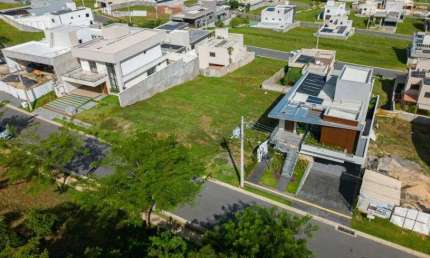 Terreno de 360 m² no Jardins Nápoles, Senador Canedo