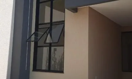 Casa em alto padrão, 3 quartos, sendo 1 suíte master, a 2 minutos do Shopping Passeio das Águas