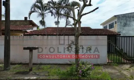 Casa com edícula à venda na Estancia São Jose - Peruíbe - SP